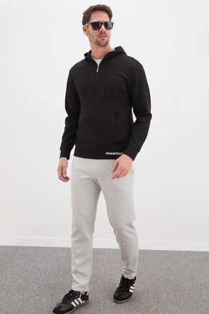 Yarım Fermuarlı Yazı Baskılı Kapüşonlu Sweatshirt