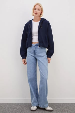 3 İplik Fermuarlı Kapüşonlu Yarasa Kol Crop Sweatshirt