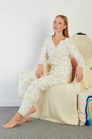 Çiçek Desenli V Yaka Pijama Takımı