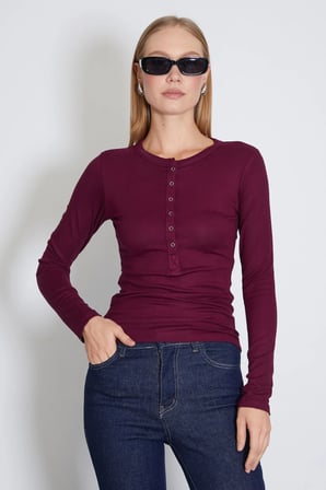 Yarım Çıtçıtlı Slim Fit Bluz