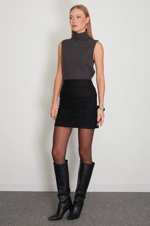 Beli Lastikli Mini Boy Kaşe Etek