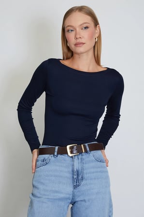 Basic Kayık Yaka Slim Fit Bluz