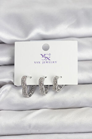 Gümüş Renk Pirinç Zirkon Taşlı Kalpli Kadın Küpe