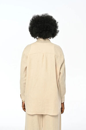 KADIN ÖNÜ YAPIŞTIRMA TAŞ İŞLEMELİ BEJ RENK  GÖMLEK