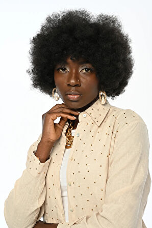 KADIN ÖNÜ YAPIŞTIRMA TAŞ İŞLEMELİ BEJ RENK  GÖMLEK