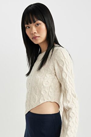 DeFacto Slim Fit Dar Kesim Bisiklet Yaka Triko Kazak C1519AX23WNBG300