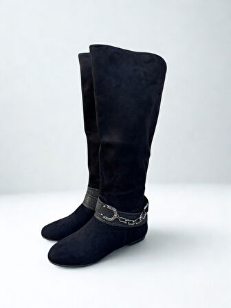 Kadın Nubuk Toka Detaylı Çizme(Dar Kalıp 1 Beden Büyük Alınız)