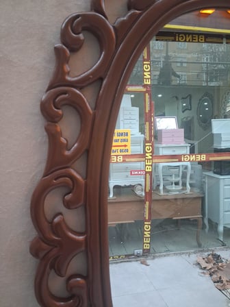 Ayna-Dresuar 90597 MOTİFLİ MODEL Parlak Ceviz Renk Kayın Torna Kutu Sevk El Yapım