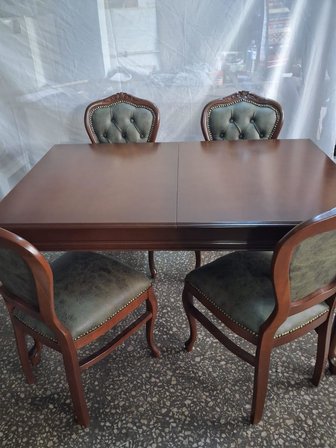 Masa Sandalye 90615 Klasik Model Kayın Aslan Ayak Oymalı Ceviz Orta Açılır Masa