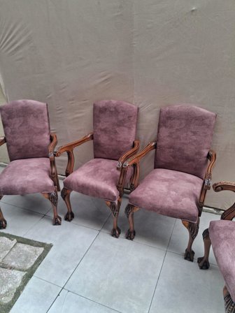 Sandalye Berjer Bengi 90620 Model Aslan Ayak  Oymalı Gölge Desen Ceviz Boyalı 4 Adet