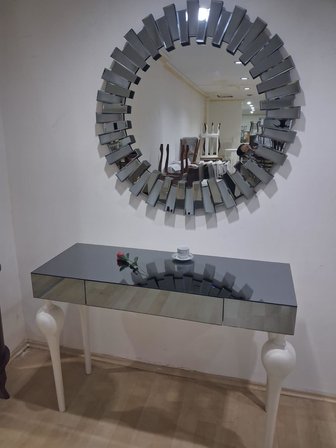 Dresuar ST 90625 Güneş Model Parlak Füme Cam Ayna Kaplı Kayın Tombul Ayak Beyaz