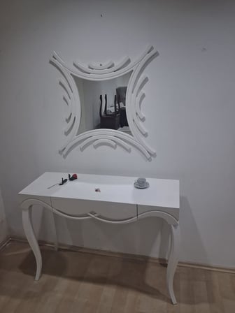Dresuar 90628 CNC Çökertme Model Cnc Ayna Lake Beyaz Tabla Kayn Aslan Ayak