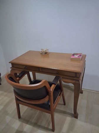 Çalışma Masa Klasik Alt İlhm 90630 Dilimli Sandalye Lüks Klasik Ceviz Renk Model