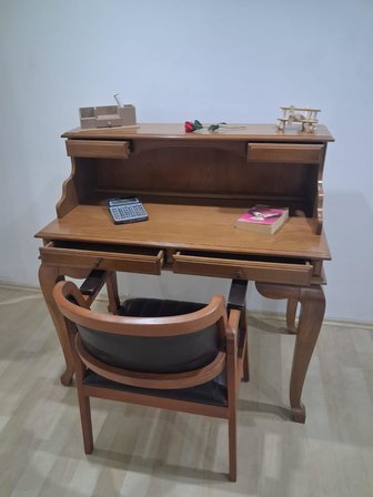 Çalışma Masa İlhm 90634 Klasik Takım Dilimli Sandaly Lüks Klasik Ceviz Renk Model