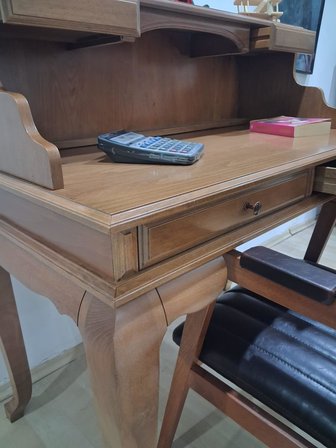 Çalışma Masa İlhm 90634 Klasik Takım Dilimli Sandaly Lüks Klasik Ceviz Renk Model