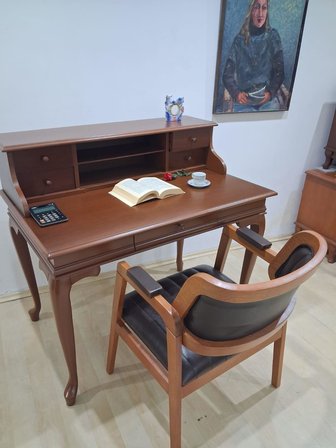 Çalışma Masa İlhm 90634 Klasik Takım Dilimli Sandaly Lüks Klasik Ceviz Renk Model