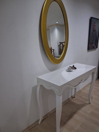 Dresuar Cnc Çökertme 90671 Model Oval Gold Renk Ayna Lake Beyaz Tabla Kayn Aslan Ayak