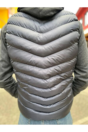 Çıkarılabilir Kapüşonlu Siyah Trend Yelek