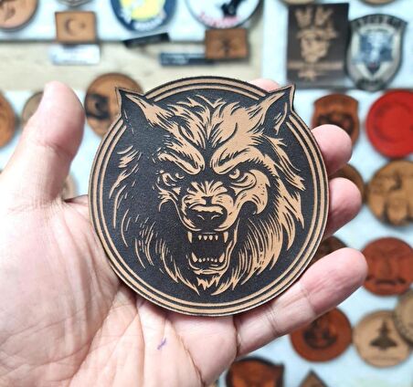 Vahşi Kurt -Yuvarlak  Deri Peç - Arma - Wolf Leather Patch