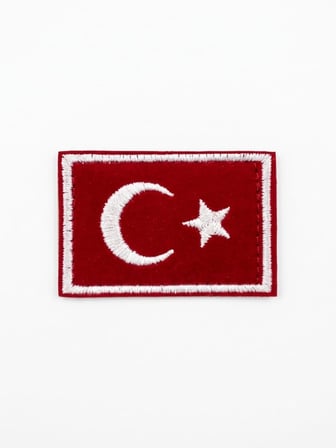 Bayrak Peç Kırmızı 2 Adet 4x6 cm Arkası Cırtlı (Kara Kuvvetleri Kol Peçi)