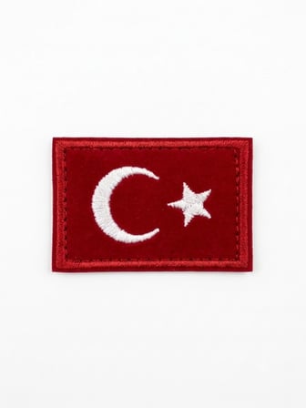 Bayrak Peç Kırmızı 2 Adet 4x6 cm Arkası Cırtlı (Kara Kuvvetleri Kol Peçi)