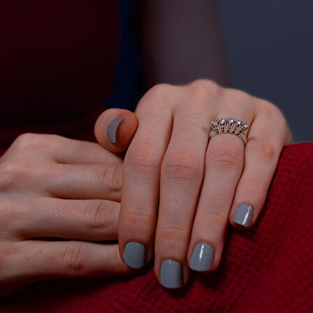 G Renk 0.50 Karat Pırlanta Beştaş Yüzük