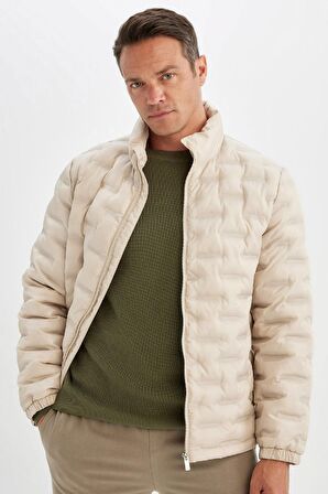 DeFacto Su İtici Şişme Mont Slim Fit Dar Kesim Dik Yaka Fermuarlı Cepli Kapitone D1234AX24WNBG655