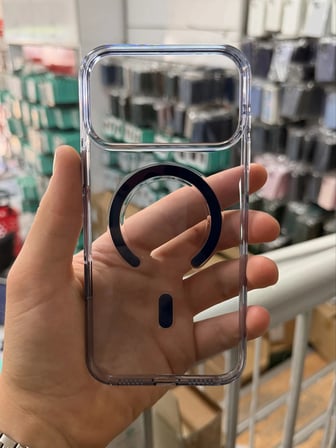 İphone 17 Pro Max ile Uyumlu Magsafe Özellikli Hybrid Animasyonlu Altı Kapalı Akıllı Tuşlu Sararmaz Kılıf
