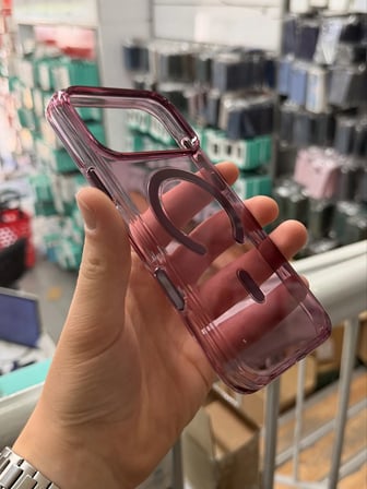 İphone 17 Pro Max ile Uyumlu Magsafe Özellikli Hybrid Animasyonlu Altı Kapalı Akıllı Tuşlu Sararmaz Kılıf