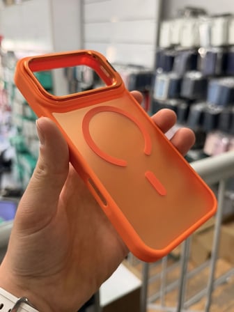 iPhone 18 Pro Max Aras Standlı Mat Buzlu Magsafe Kılıf