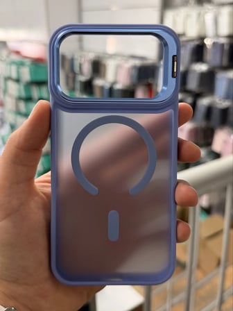 iPhone 18 Pro Aras Standlı Mat Buzlu Magsafe Kılıf