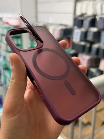 iPhone 17 Aras Standlı Mat Buzlu Magsafe Kılıf