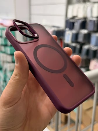 iPhone 13 Aras Standlı Mat Buzlu Magsafe Kılıf