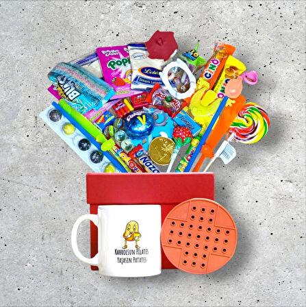 Nostaljik Lezzetler Kırmızı Hediye Kutusu ve Kahrolsun Pilates Yaşasın Patates Yazılı Kupa Bardak