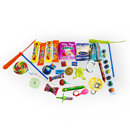 Geçmişin Büyüsüyle Dolu Özel Kırmızı Hediye Kutusu ve Ben Zaten Kralın Kızıyım Yazılı Kupa Bardak