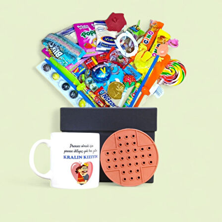 Nostalji Dolu Siyah Hediye Kutusu ve Ben Zaten Kralın Kızıyım Baskılı Kupa Bardak