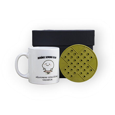 Retro Lezzetler ve Sürprizlerle Dolu Siyah Hediye Kutusu ve Benimle Sorunu Olan Ağlayarak Günlüğüne Yazabilir Yazılı Kupa Bardak