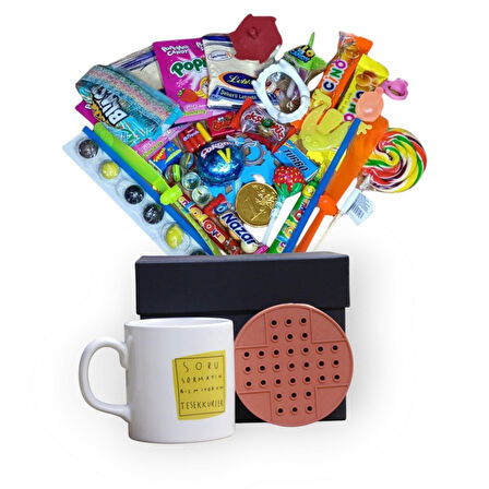 Geçmişin İzlerini Taşıyan İçerikli Siyah Hediye Kutusu ve Soru Sormayın Bilmiyorum Yazılı Kupa Bardak