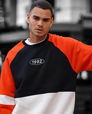 1992 Baskılı siyah Oversize Sweatshirt