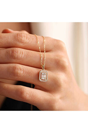 14 Ayar Altın Baget Kolye