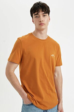 DeFacto Slim Fit Bisiklet Yaka Baskılı Kısa Kollu Tişört C6914AX24SMOG169
