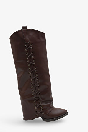 Kadın Bağcık Detaylı Sivri Burun Günlük Çizme Holdes Kahve