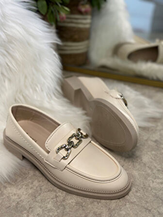 Günlük Kadın Loafer Makosen Klasik Alçak Topuklu Desenli Taban Zincirli Oval Burunlu Ayakkabı 150