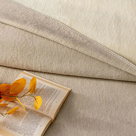 Linens Gloria King Ekru Battaniye