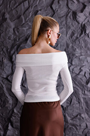 Madonna Yaka Uzun Kollu Fitilli Kadın Bluz