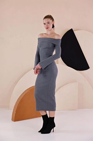 Madonna Yaka Dar Kalıp Uzun Kollu Elbise