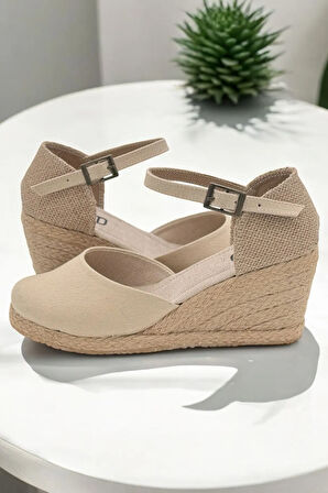 Kadın Dolgu Topuk Keten Sandalet – Hasır Detaylı, Arkası Açık Yazlık Model