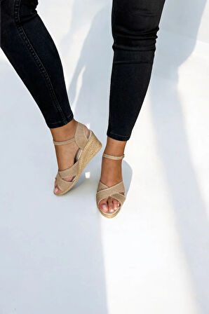 Kadın Yazlık Çapraz Keten Sandalet – Dolgu Topuk Espadril Tasarım