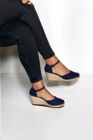 Kadın Espadril Sandalet – Keten Kumaş, Dolgu Topuk, Açık Topuk