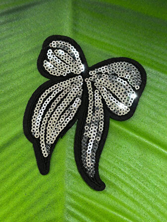 GÜMÜŞ PAYET İŞLEME FİYONK ARMA DİKİŞ APLİKE 10X9 CM